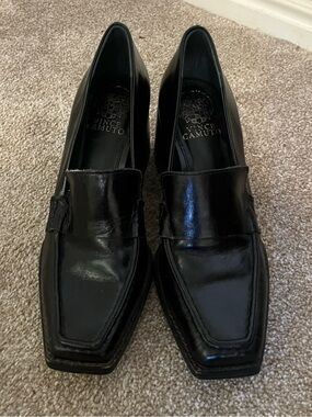 Vince Camuto Women’s Black Leather Square-Toe Slip-On Loafers